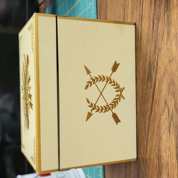 VINTAGE 80s Ohio Art Tin Recipe/Index Box 6" x4" - Picture 4 of 7